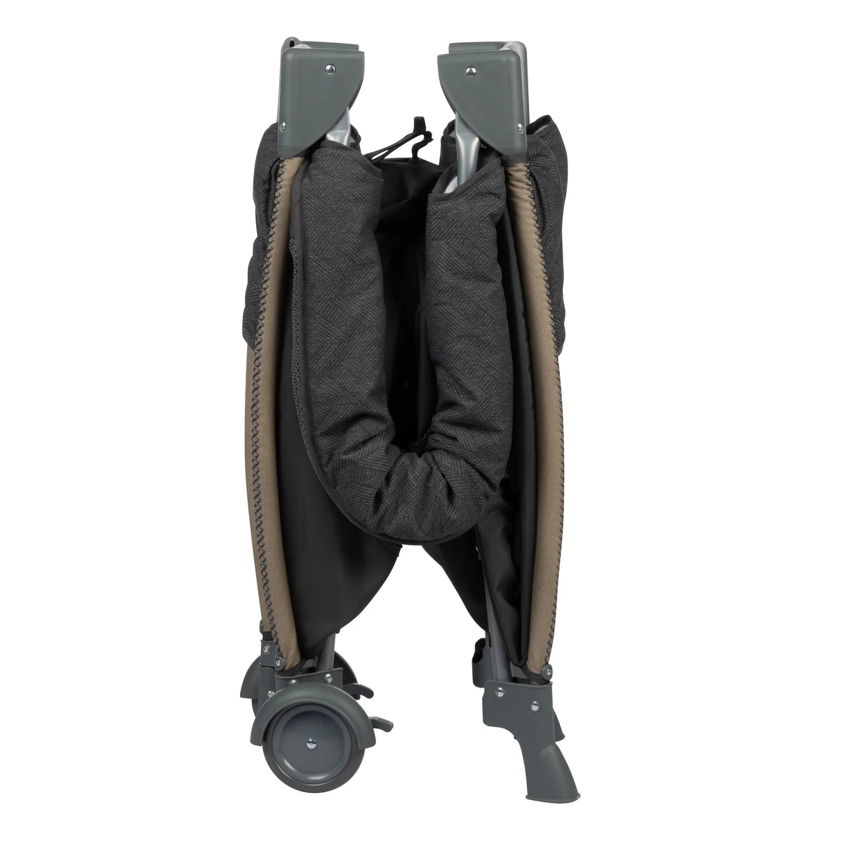 Play Castle Rocking Bassinet, Size Point with Full Yard Monbebe