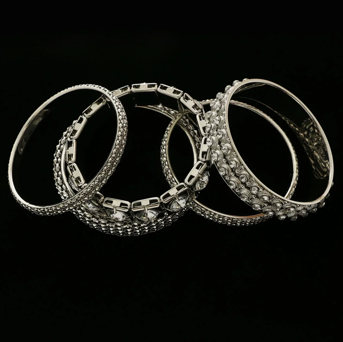 Designer Bracelet Silver-Tone Lyons Set Erica