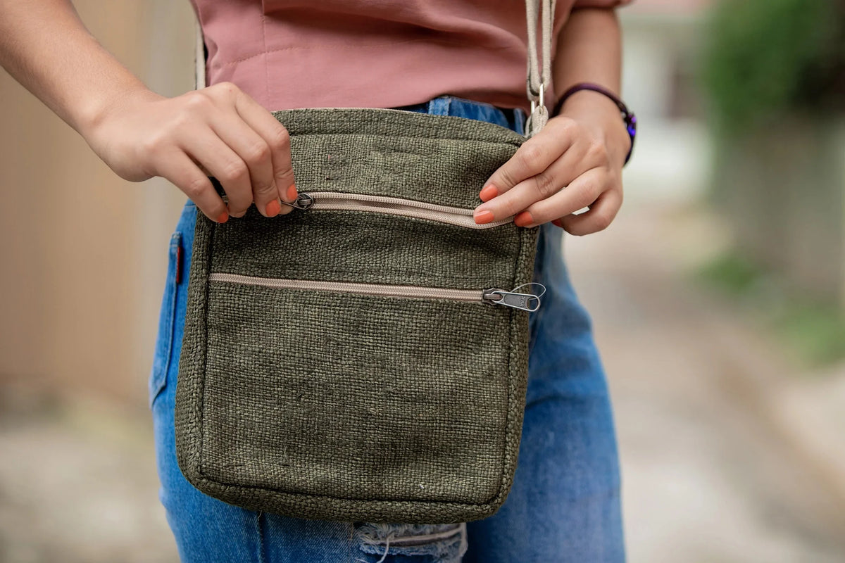 Crossbody Multi Hemp Banyan Green Pocket Purse - Core
