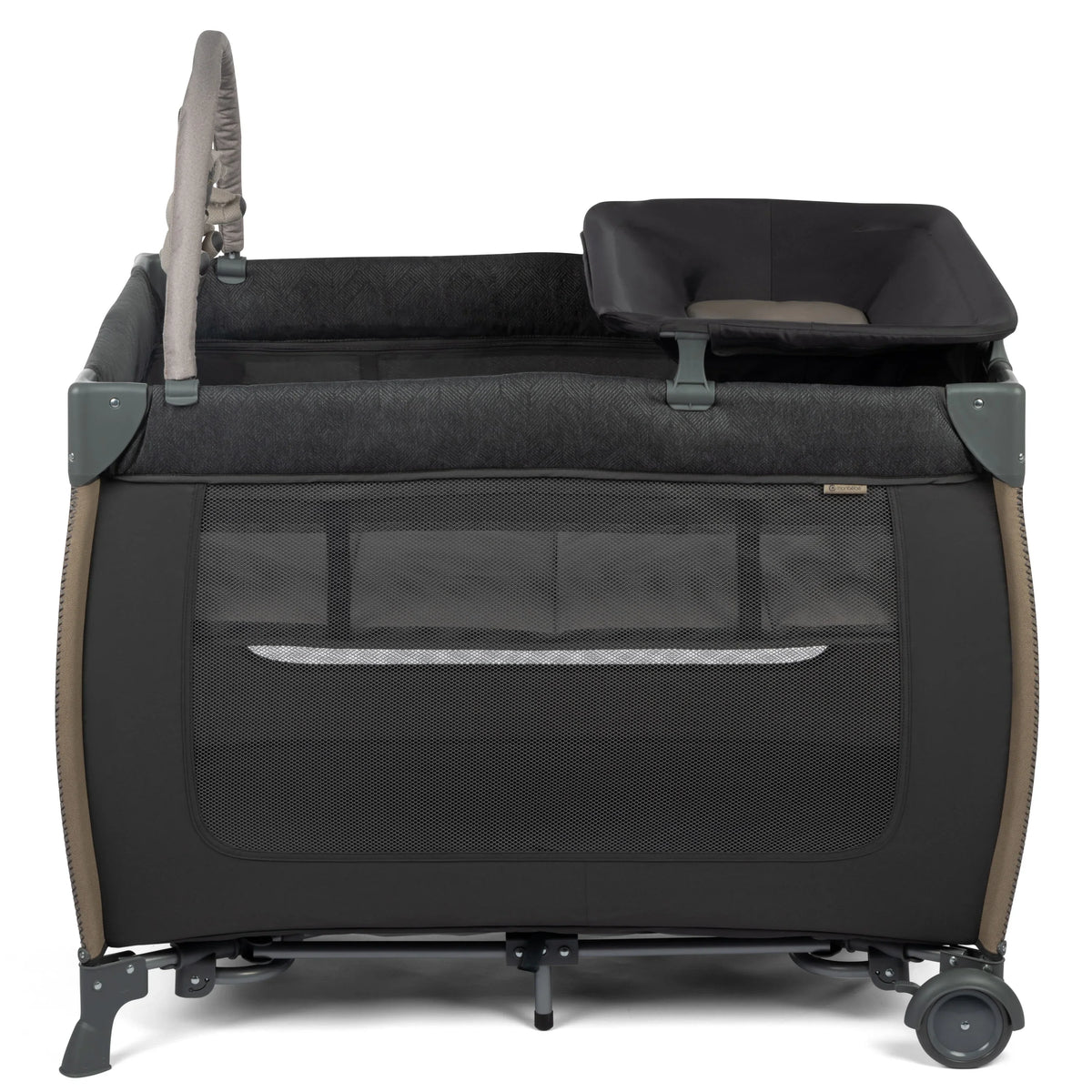 Play Castle Rocking Bassinet, Size Point with Full Yard Monbebe