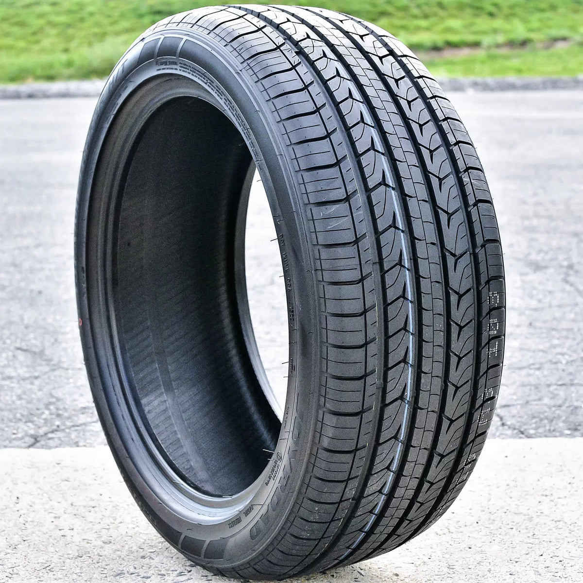 Joyroad Chevrolet Tourer A/S All Season H/T Grand Premier, 99V 2020-23 LT 235/50R19 Chevrolet 2018-19 Fits: (FOUR) Set 4 Equinox of Equinox Tires